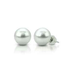 The White South Sea Pearl Solitaire Studs is crafted 18K white gold featuring two pieces 11.8mm and 11.9 white pearls.  Inclusive of My Diamond Box and Jewelry Certificate.
